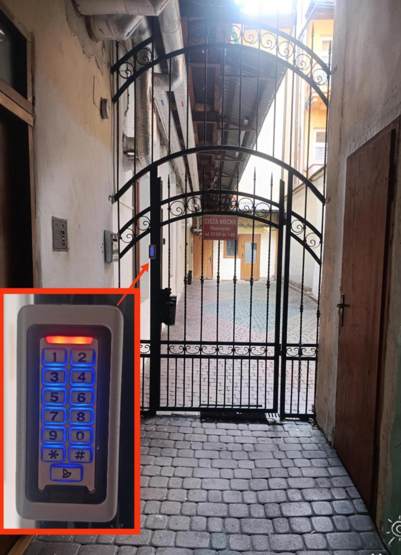 Apartament Alibi Перемишль Екстер'єр фото